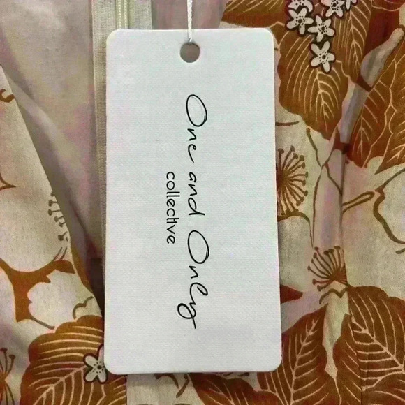 ONE AND ONLY COLLECTION - ESTELLE ANGEL SLEEVE DRESS FLORAL BROWN - Picture 12 of 12